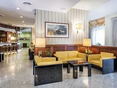 Hotel Ascot Milan 4*,